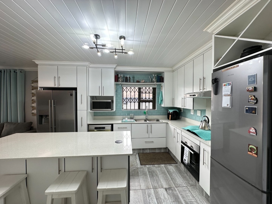 2 Bedroom Property for Sale in Island View Western Cape